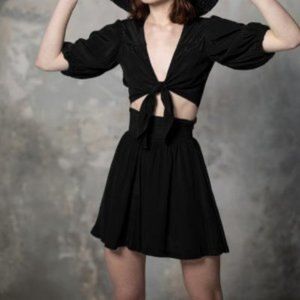 Trashy Diva High Waisted Shorts in Flowy Black Stretch Rayon, Sz 10